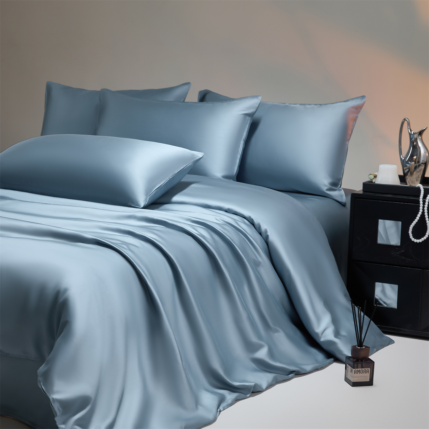 Affordable Luxury High-end Tencel Four-piece Bedding Set Sheets And Duvet Cover — foto 12