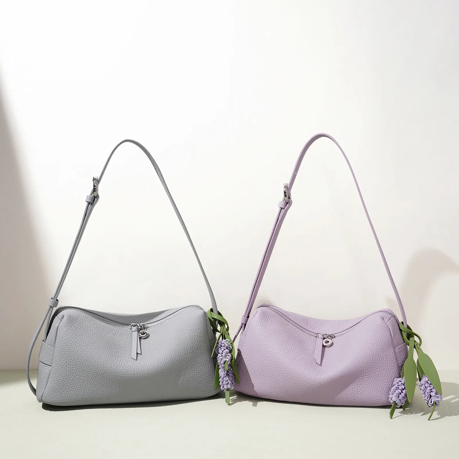 Simple Fashion Large Capacity Shoulder Messenger Bag