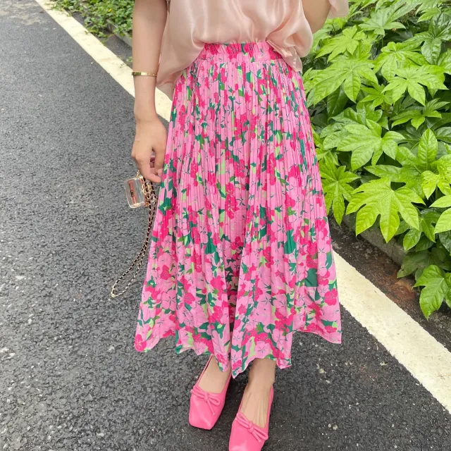 Women's Ins Vacation Style Skirt Oil Painting Pleated Skirt - Shop at LoveMi