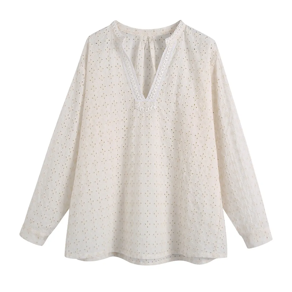 Women's Dignified Hollow Embroidered Shirt And Shorts Suit - Shirt
