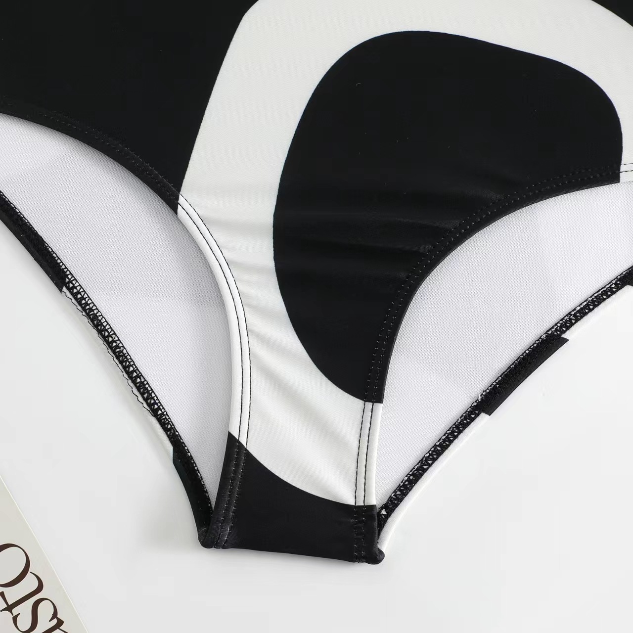 https://cf.cjdropshipping.com/quick/product/88eaae00-a0c0-490d-b3a7-aa5de5746dde.jpg