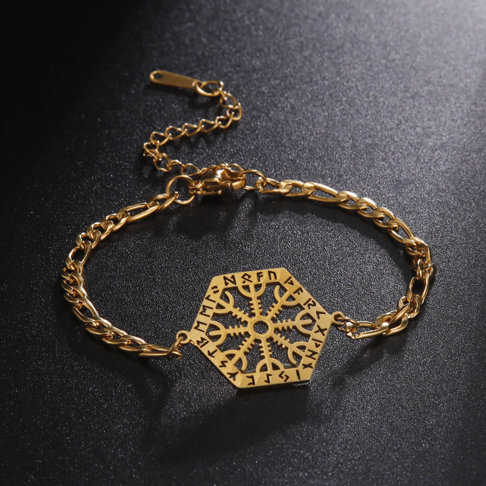 Retro Pirate Totem Viking Rune Pendant Figaro Chain Bracelet