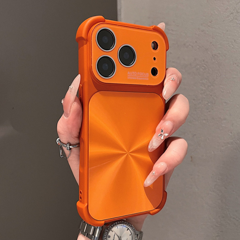 Se transformă instantaneu într-o husă de telefon cu o fereastră mare și efect laser „Aurora”