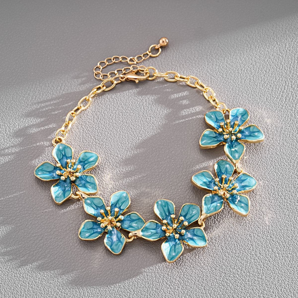https://cf.cjdropshipping.com/quick/product/8923157f-7d34-4ad6-b263-85fc6f4fdb1c.jpg