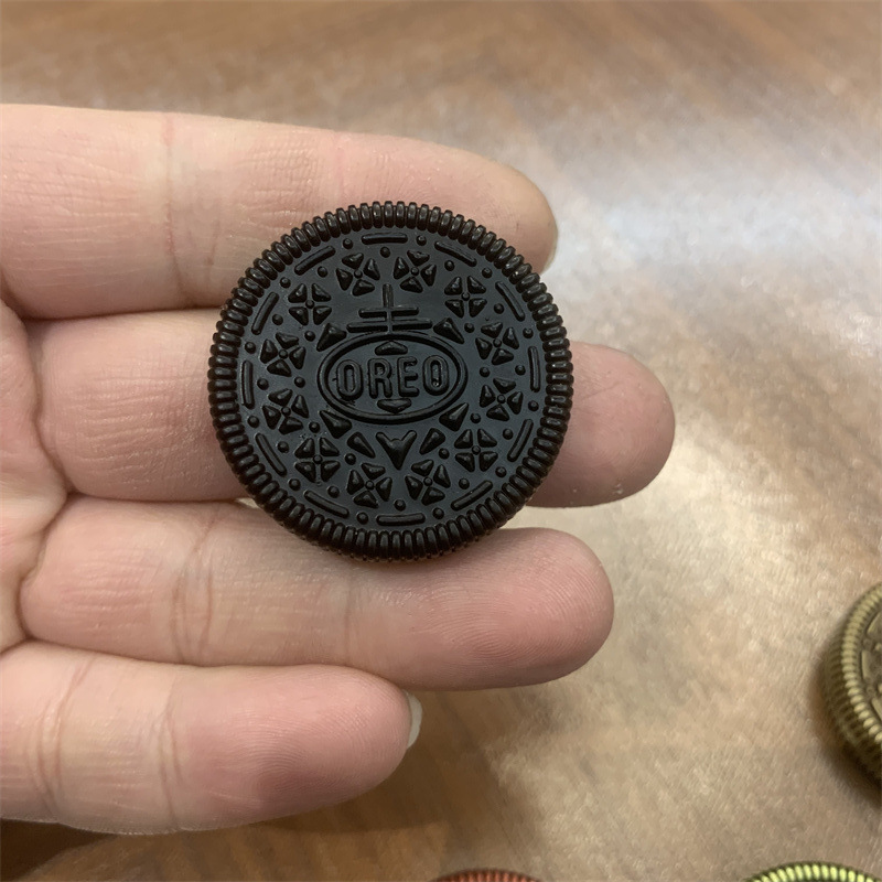 Metal Clacking Coin Stress Relief Toy EDC Fidget Popper For Anxiety Relief - Blind Box Gift For Teens And Adults Satisfying Click Sound Sensory Tool