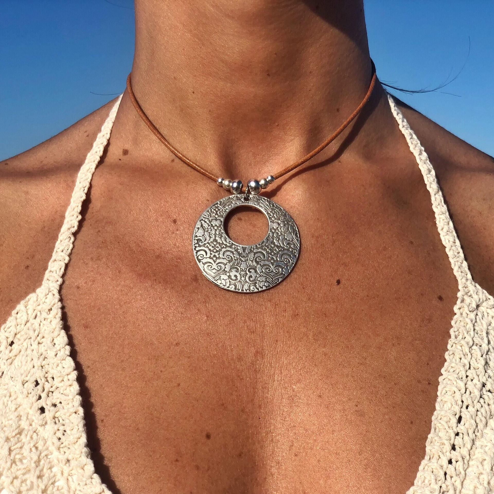 Leather Rope CCB Geometric Ring Alloy Pendant Necklace