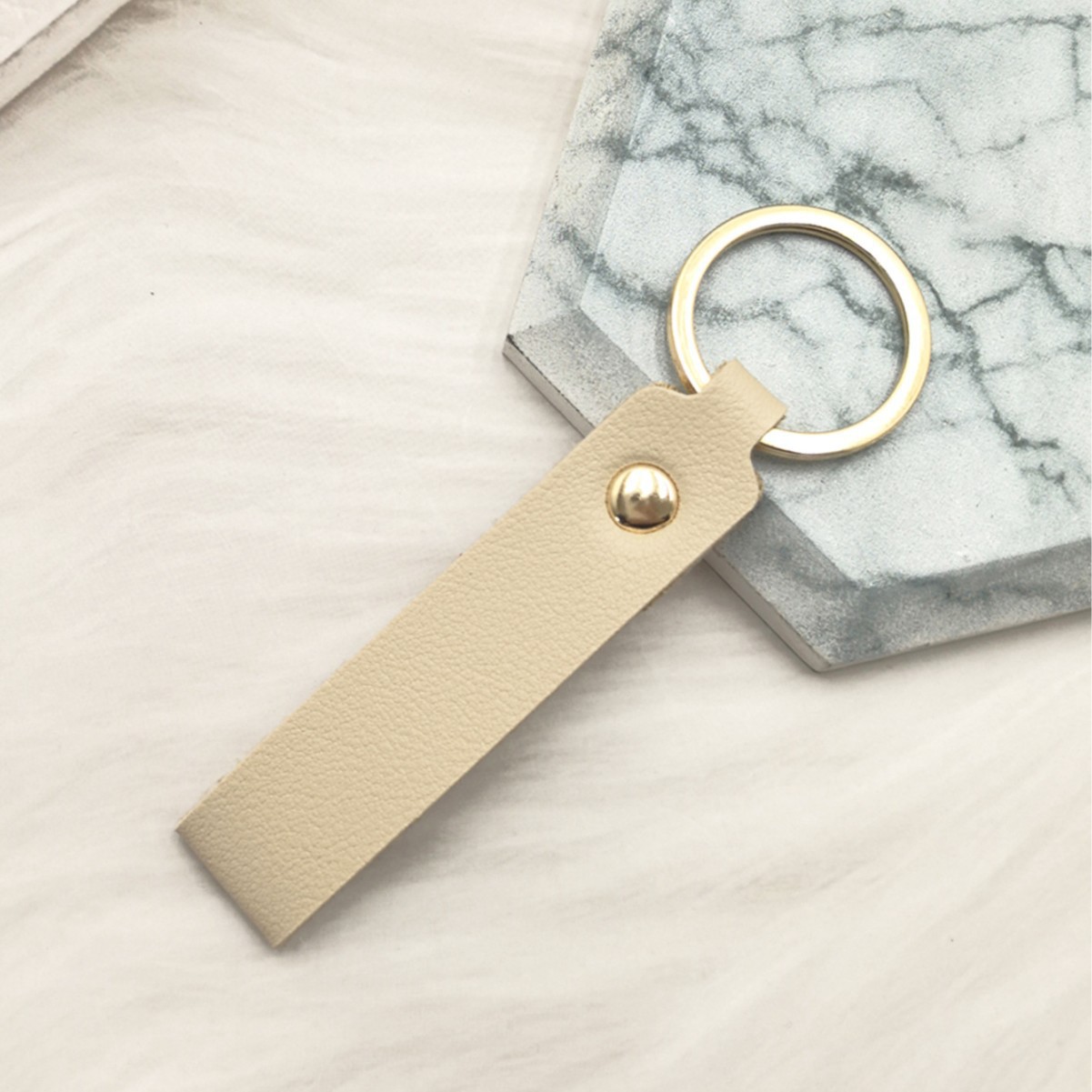 https://cf.cjdropshipping.com/quick/product/8953aa44-06e5-40b0-9955-492fa5772853.jpg