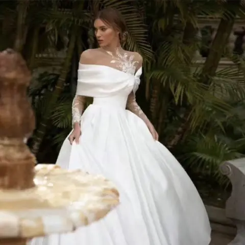 Raglan Sleeve Long White Tutu Skirt Satin Wedding Dress