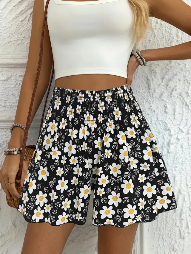 Floral Print Women's Fashionable And Comfortable Beach Shorts Black - Shop at LoveMi