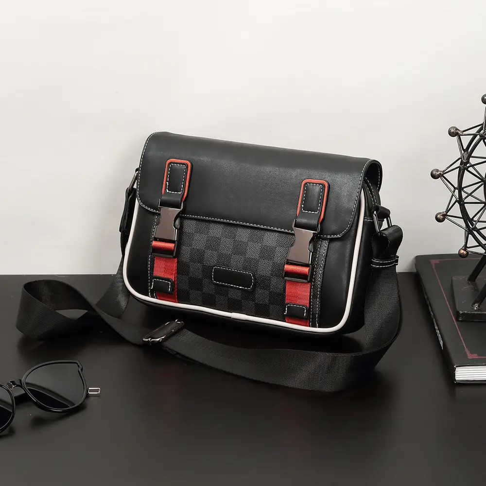 New Men's Casual Horizontal Commuting Business Shoulder Bag