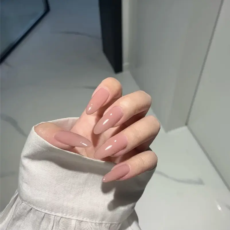 Wearing Finished Fake Nail Pads