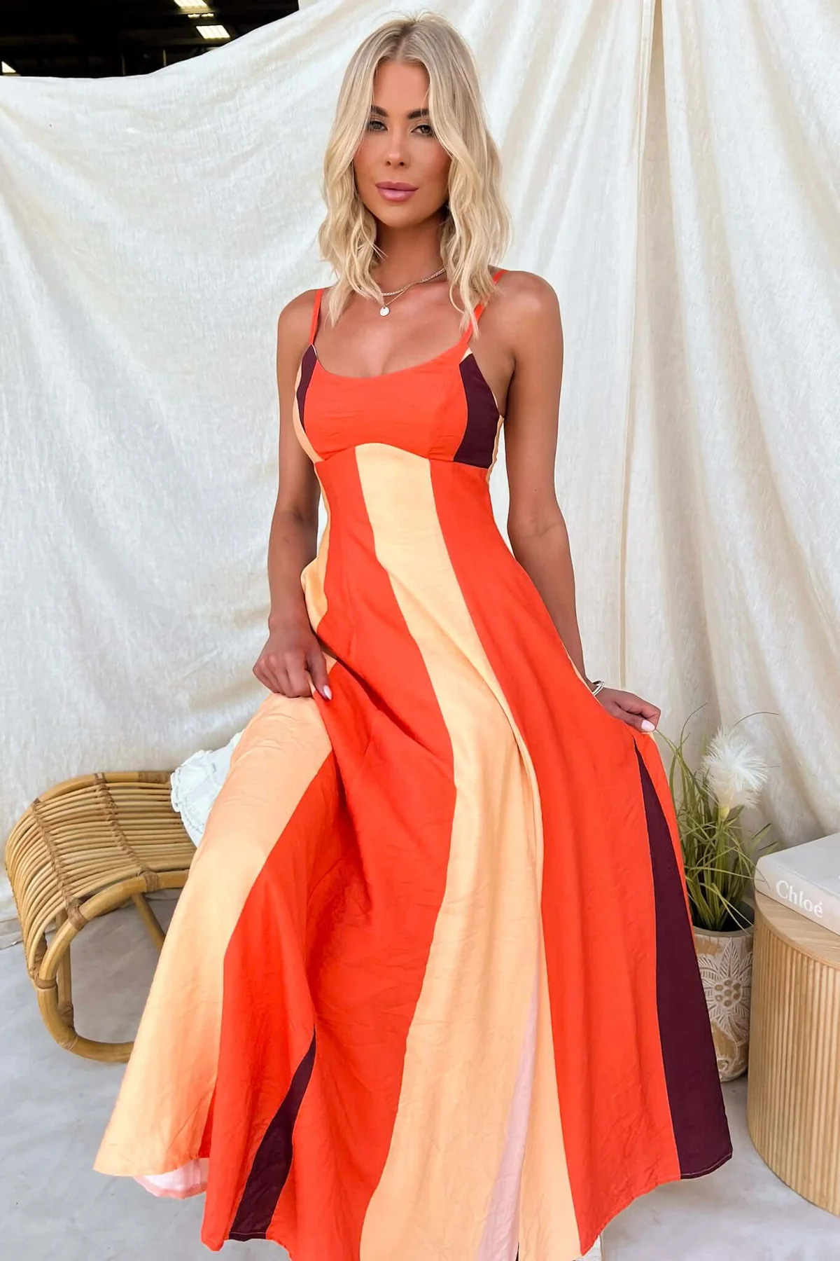 Buy Women's Clothing Online | Buy Trending Dresses for Women