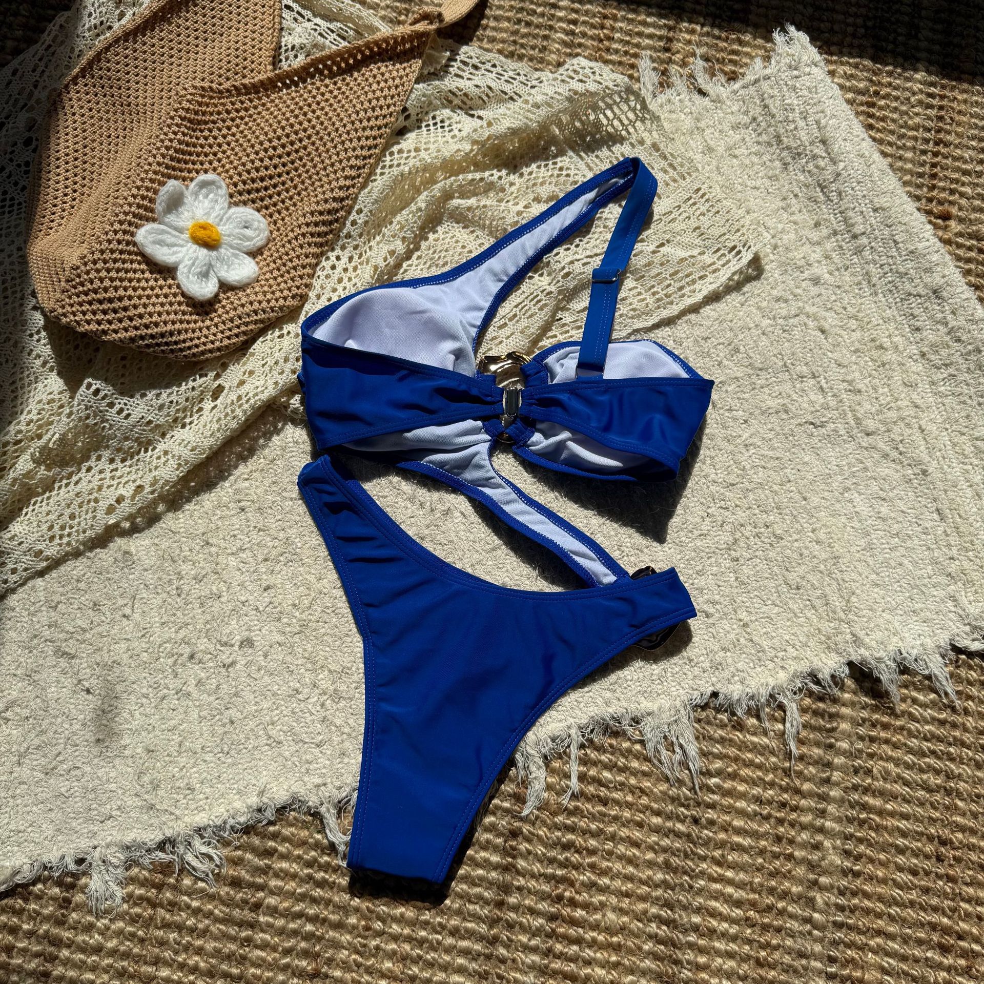 Buy Women's Clothing Online | Buy Trending Dresses for Women