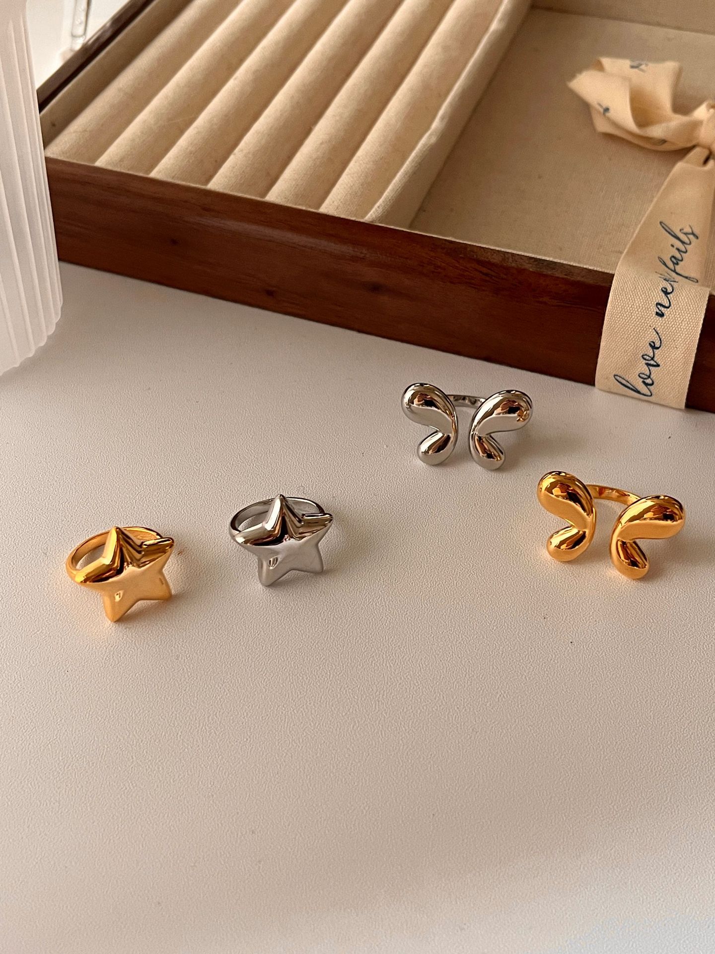 European And American Ins Style Metal Copper Gold Plated Glossy Butterfly Star Open-end Ring Simple