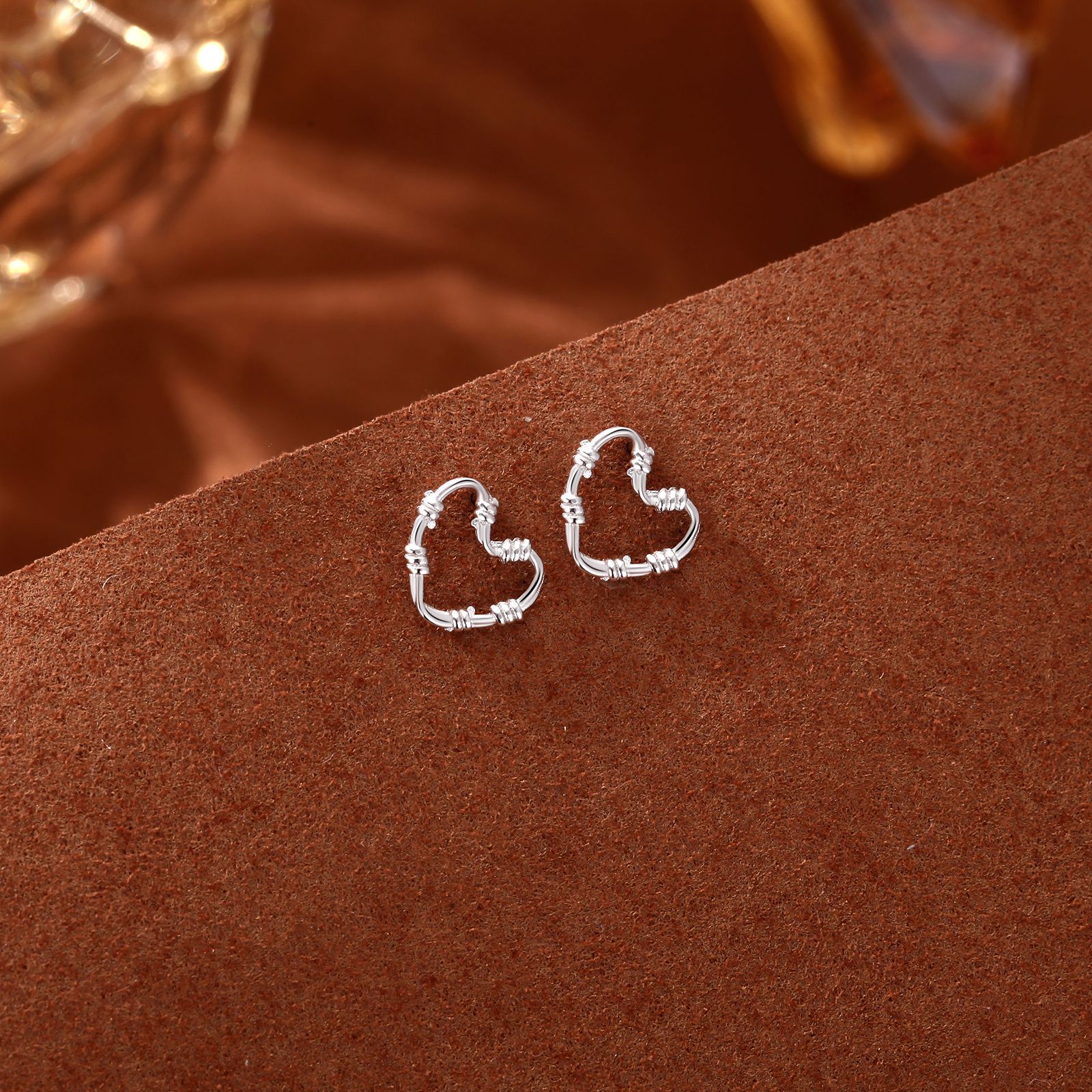 S999 Sterling Silver Commuter Hollow Heart Ear Studs Female Special-interest Design