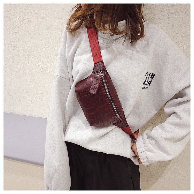 Title 2, Stone pattern single shoulder messenger bag