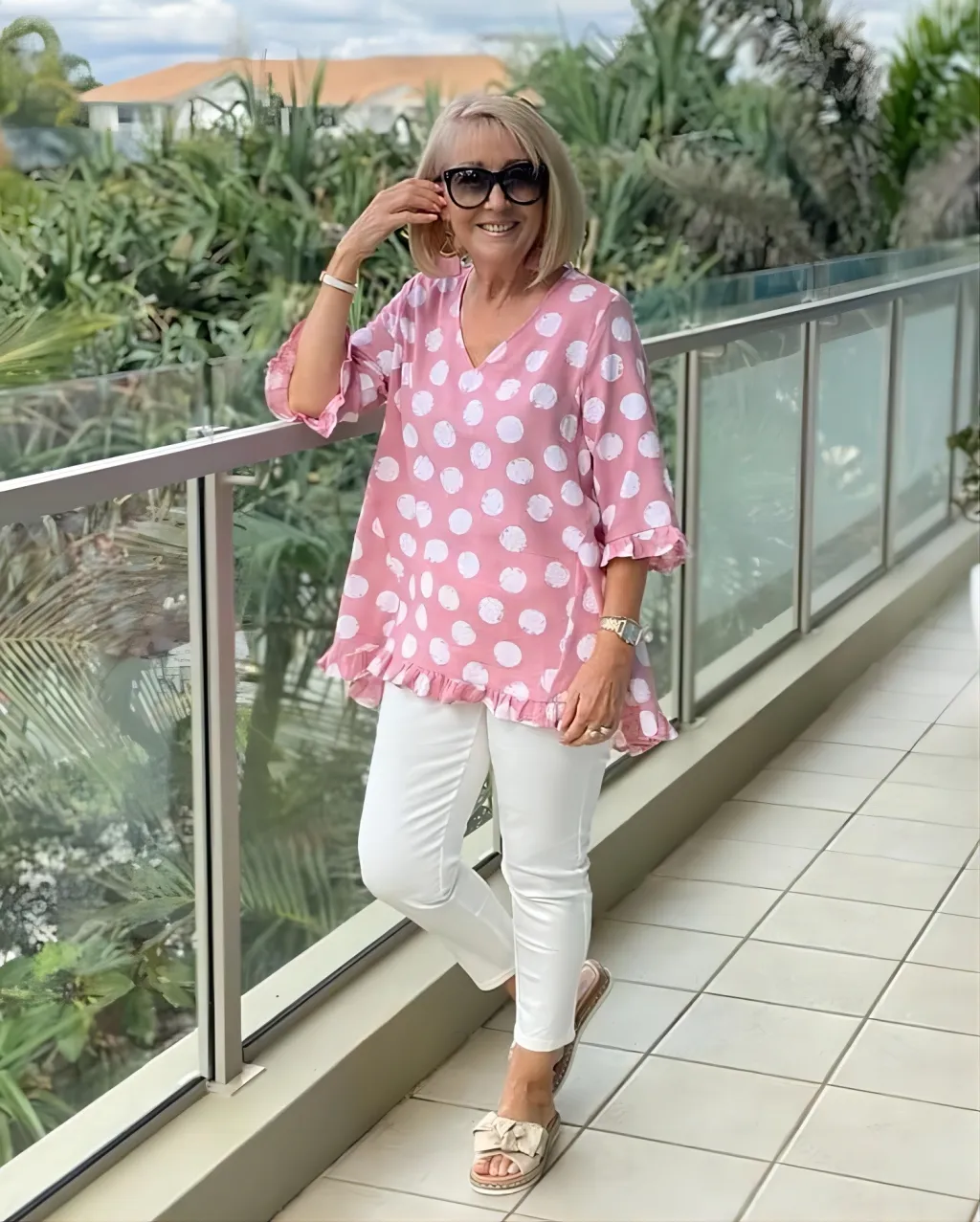 Short Sleeve V-collar Polka Dot Printed Cotton And Linen T - Pink