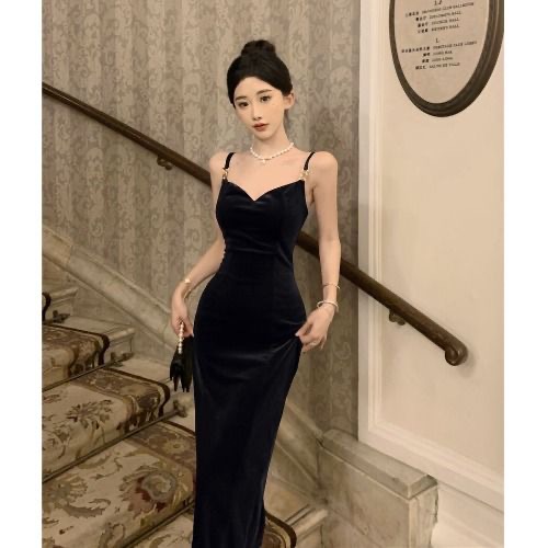 Women's Fashionable High-end Velvet Dress - Image 4