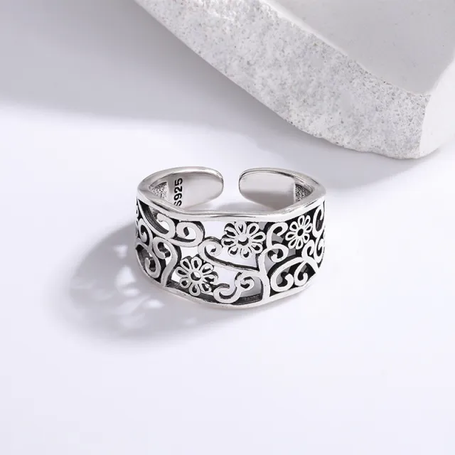 European And American Style Retro Silver Plated Hollow Flower Ring Retro Jz02137 - Shop at LoveMi