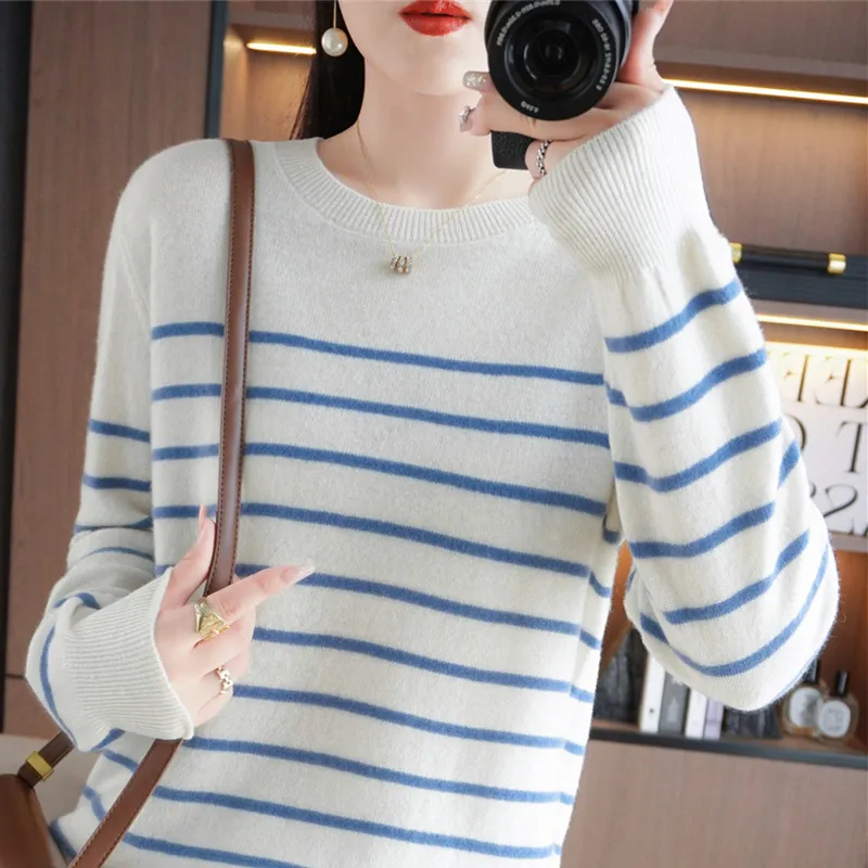 Round Neck Long Sleeve Thin Sweater - Denim Blue