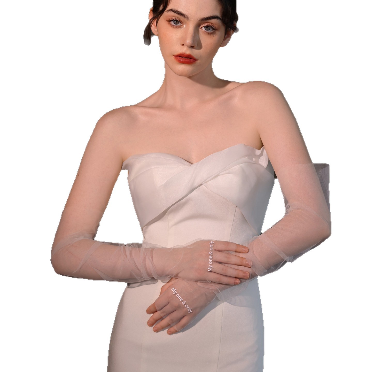 White Personalized Wedding Envelope Cover And Long Tulle Gloves 4