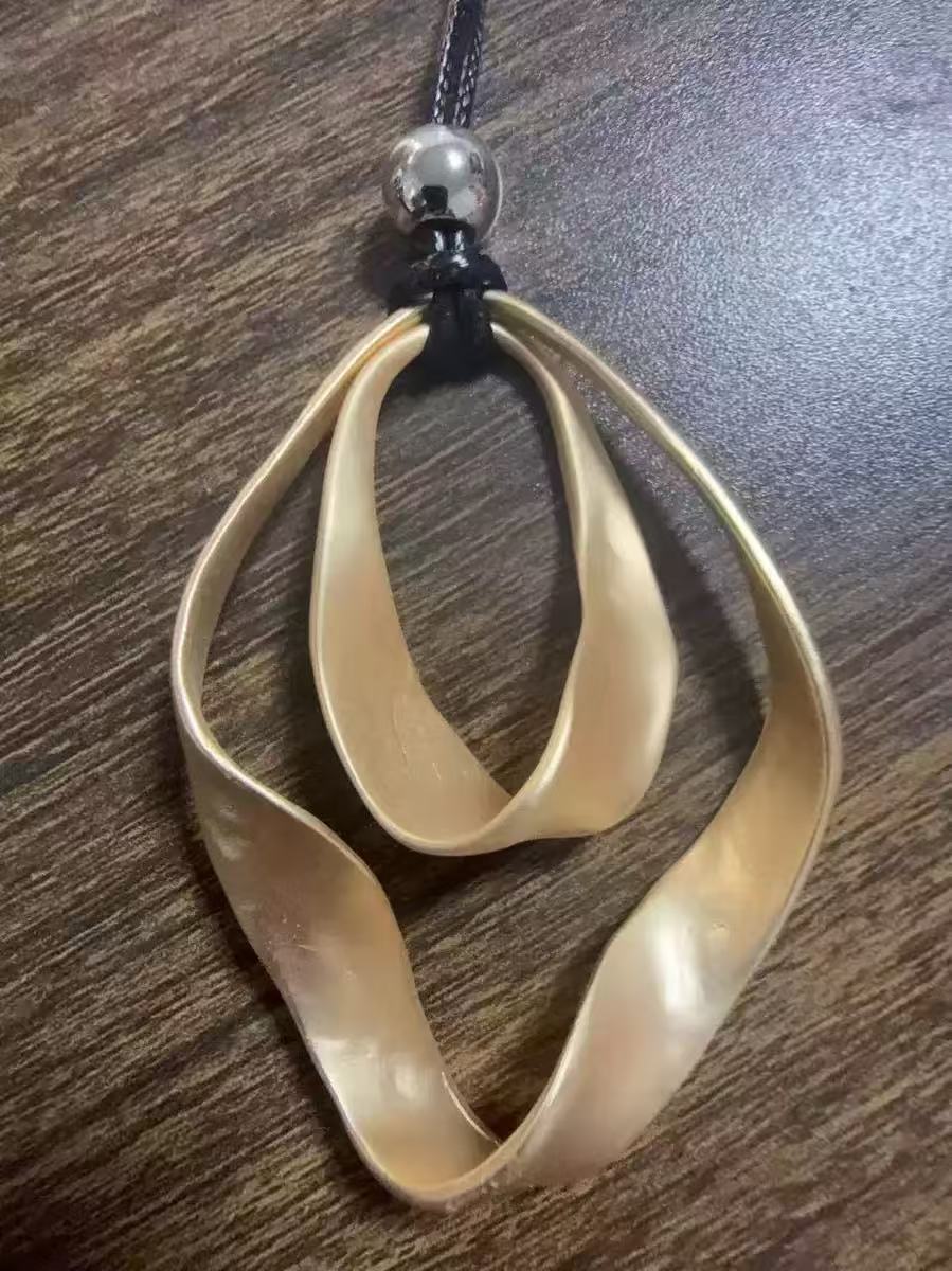 Womens Adjustable Leather-String Necklace With Irregular Pendant