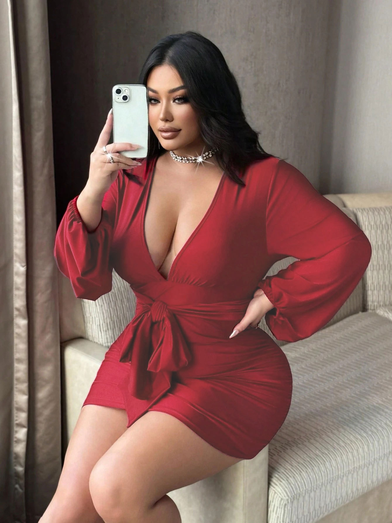 Flattering V-Neck High-Waist Sheath Cocktail Dress Flattering V-Neck High-Waist Sheath Cocktail Dress