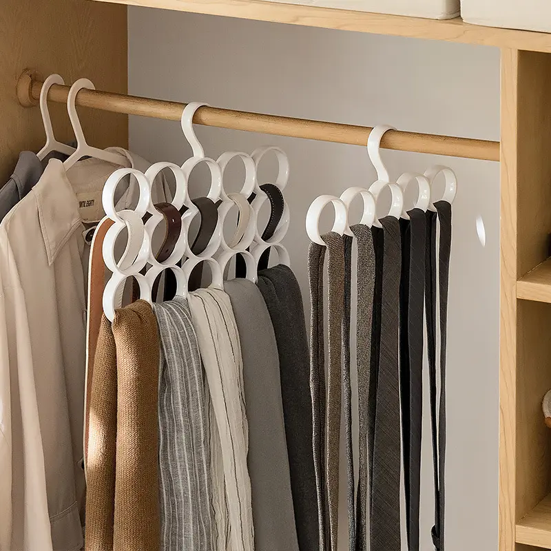 White Clothes Hanger With Hoops Creative Plastic