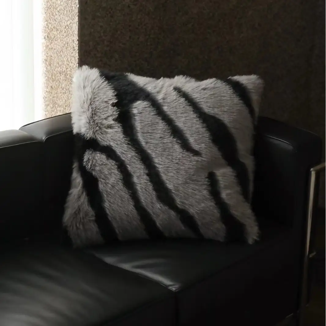 Fashionable Fur Velvet Multifunctional Pillow
