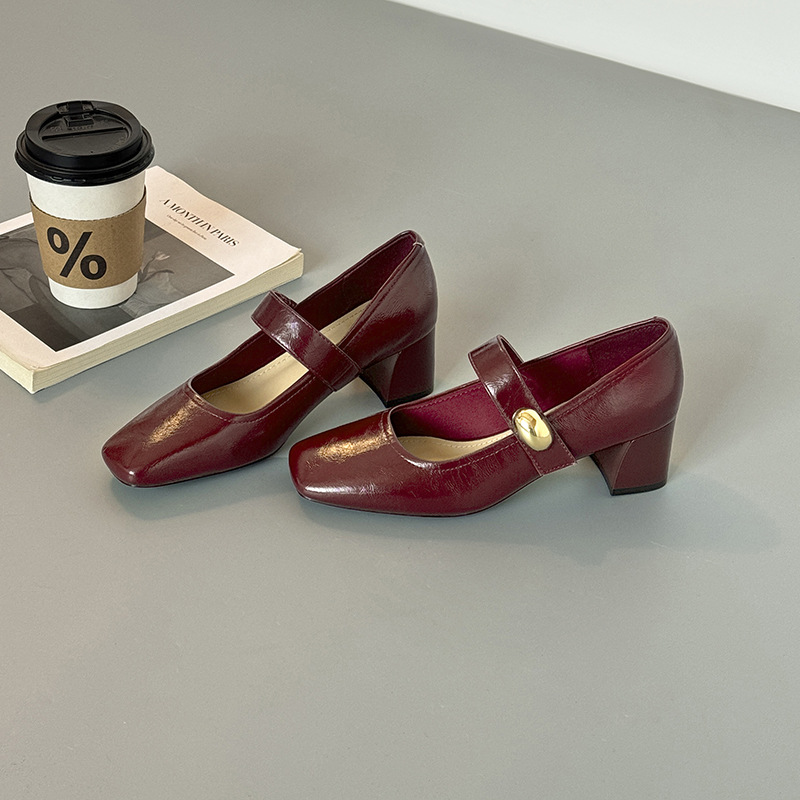 Square-Toe Mary Jane Pumps, picture 6 of 6