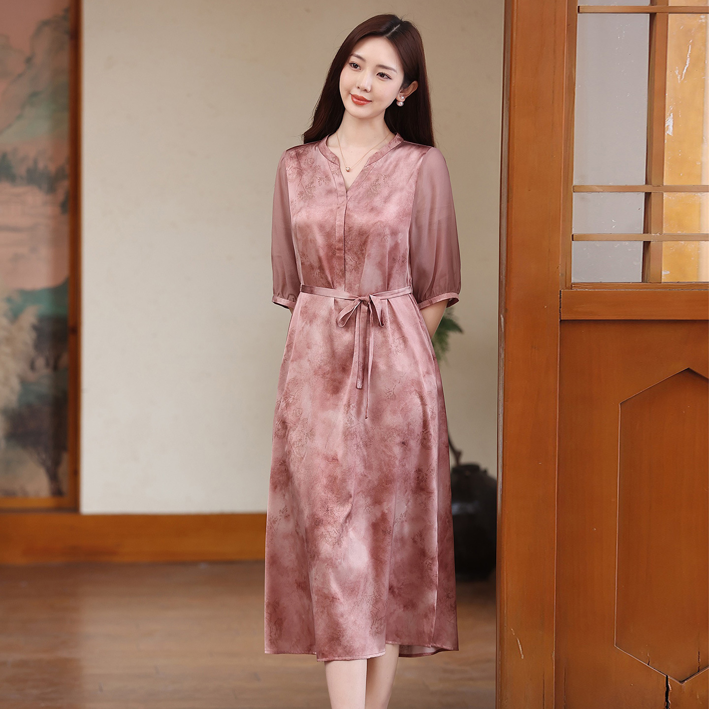 Fashionable Silk Mid-length Dress