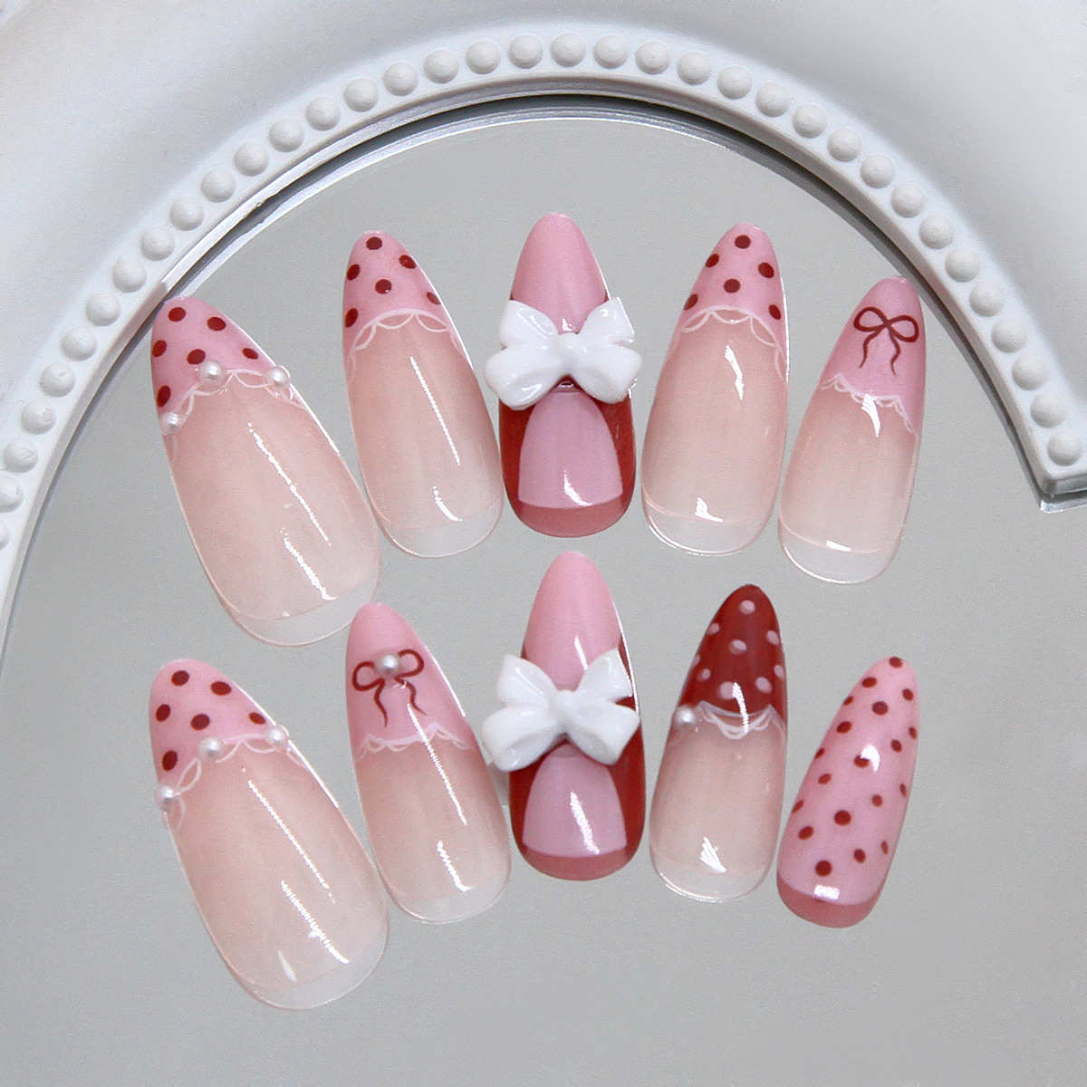 Fashionable Detachable Nail Tips With Lace And Bow 24 Pieces