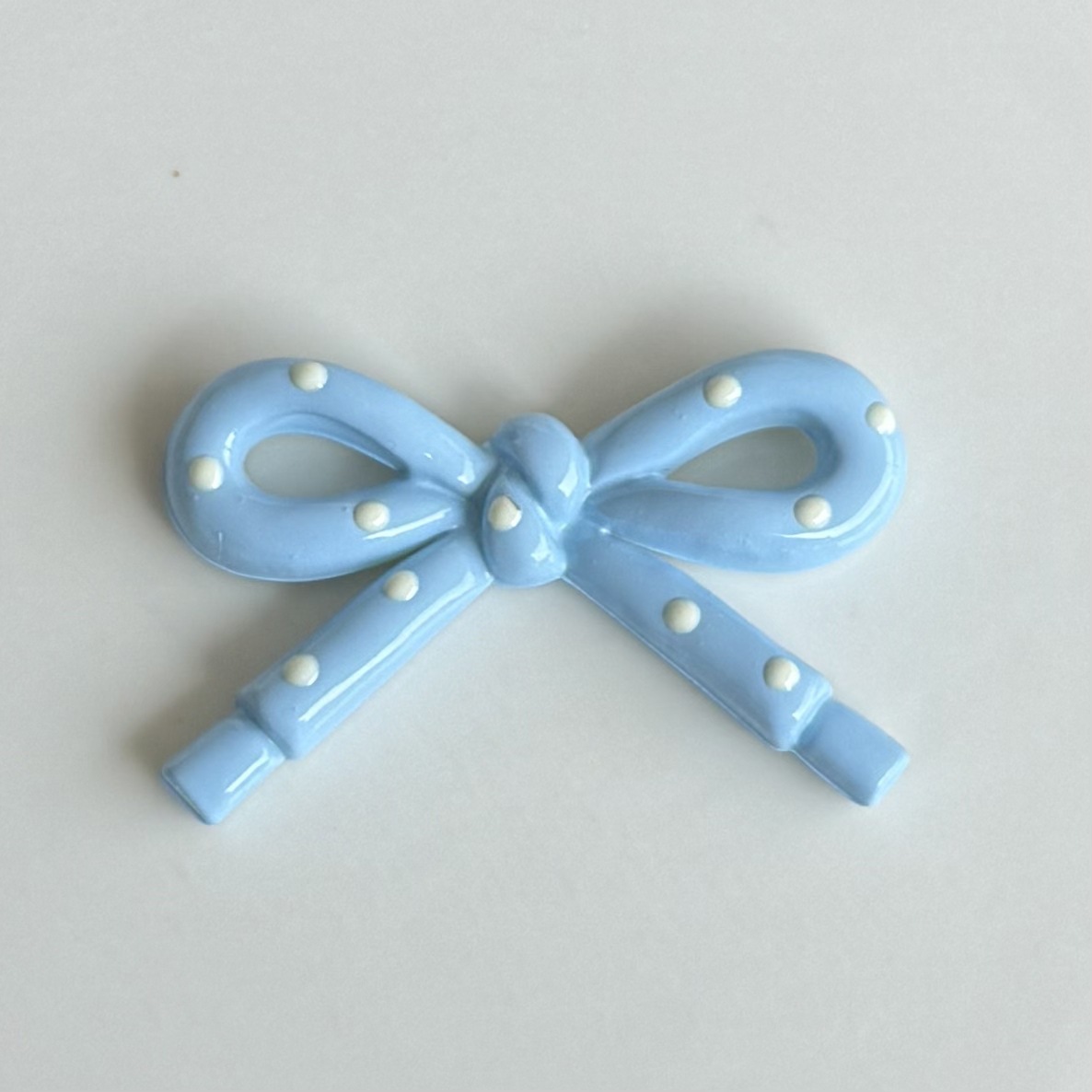 Sweet And Cute Side-swept Bangs Hair Clip 4