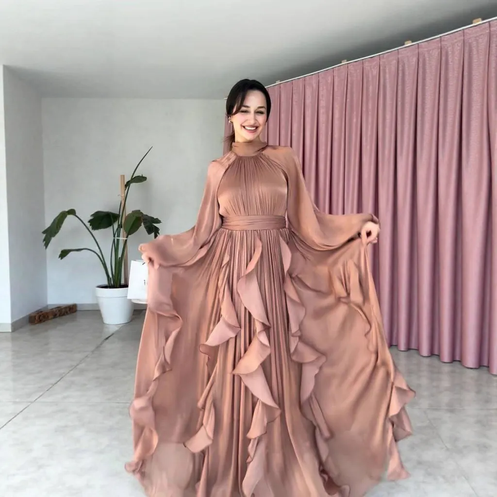 New Long-sleeved, Cinched-waist Vintage Maxi Dress With Ruffled Hem - Rose
