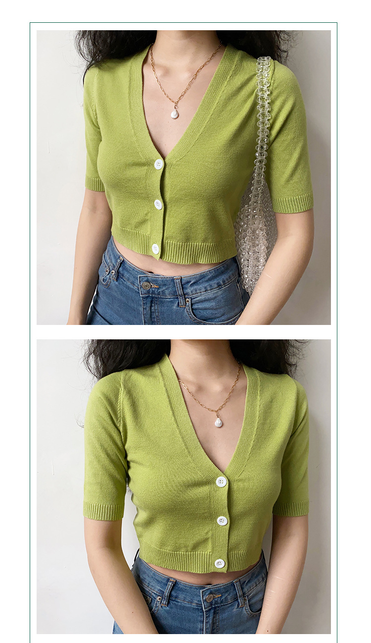 Title 3, Thin short-sleeved sweater