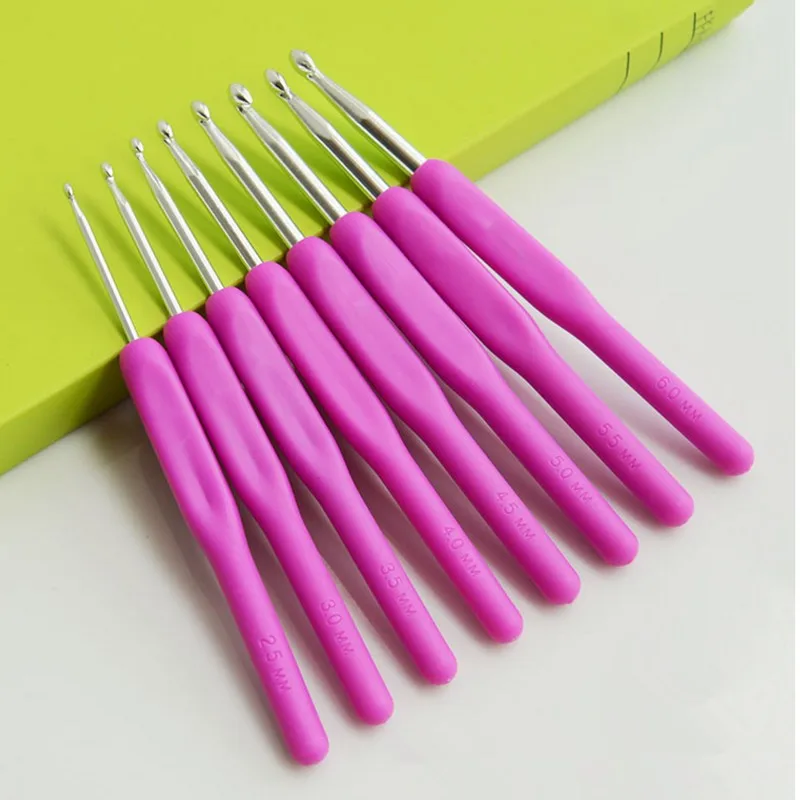 Title 4, Complete knitting tool set with sweater needles...