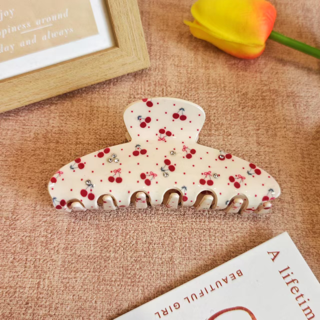 https://cf.cjdropshipping.com/quick/product/8c5a82e2-3fdc-48e0-ab1b-e284cd7b6861.jpg