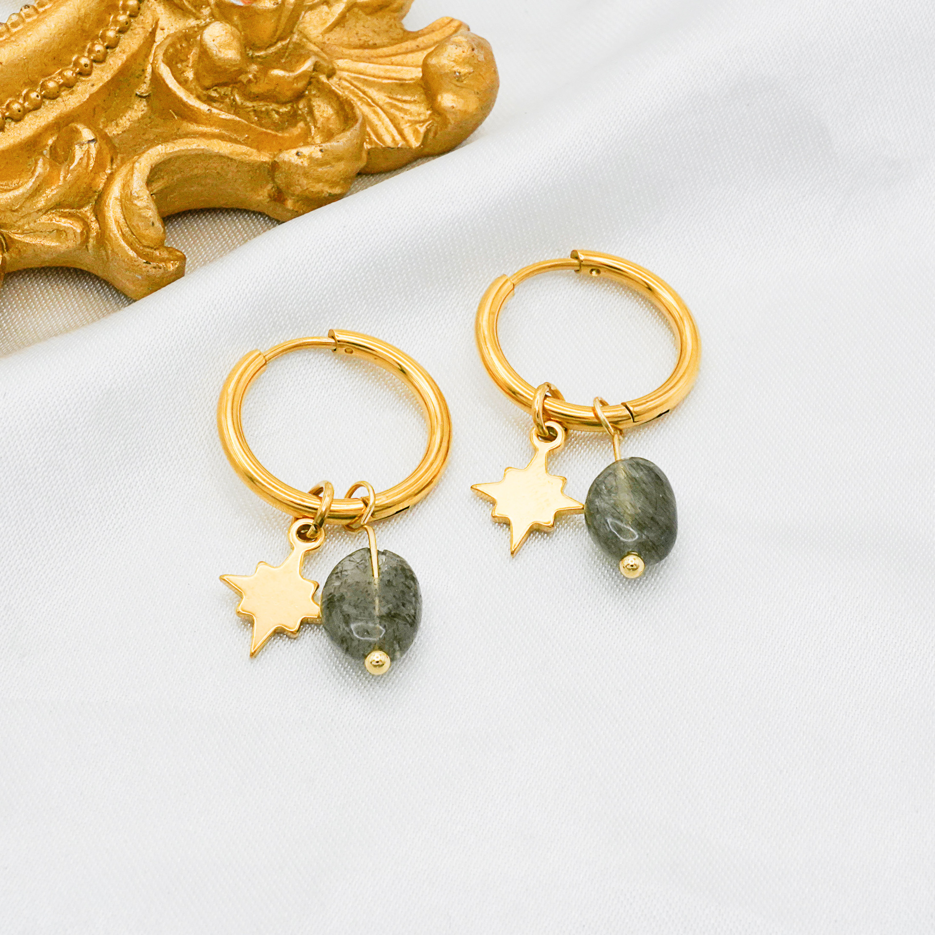 https://cf.cjdropshipping.com/quick/product/8cb7f3e9-d54e-4769-aaf5-7d51578b6345.jpg