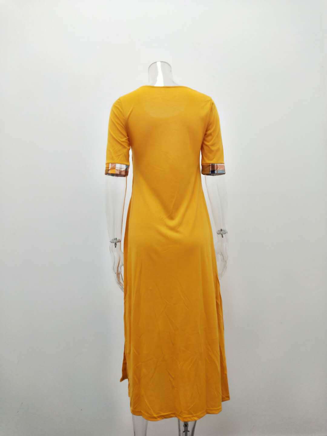 Round Neck Contrast Medium Sleeve Long Dress