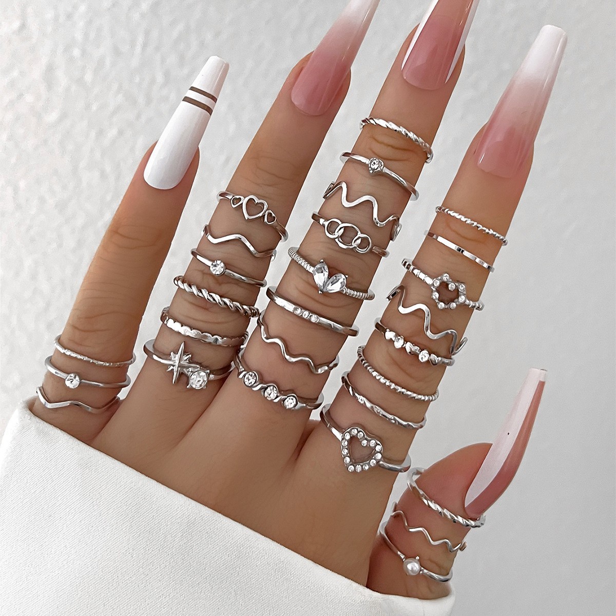 Simple Rhinestone Love Wave Ring 28-piece Set