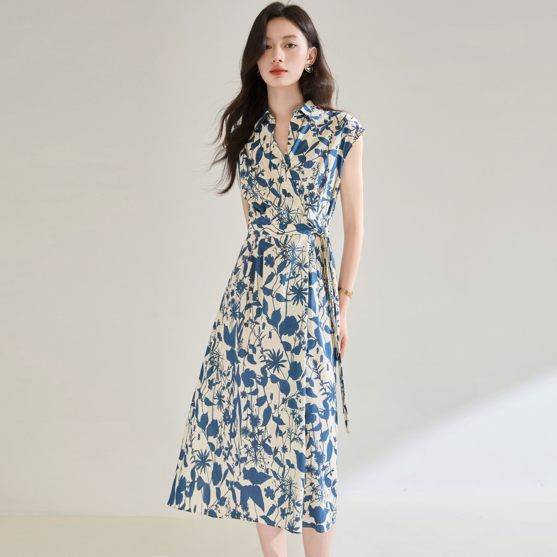 Cotton Blue And White Printed Shirt Collar Waist-tight Dress