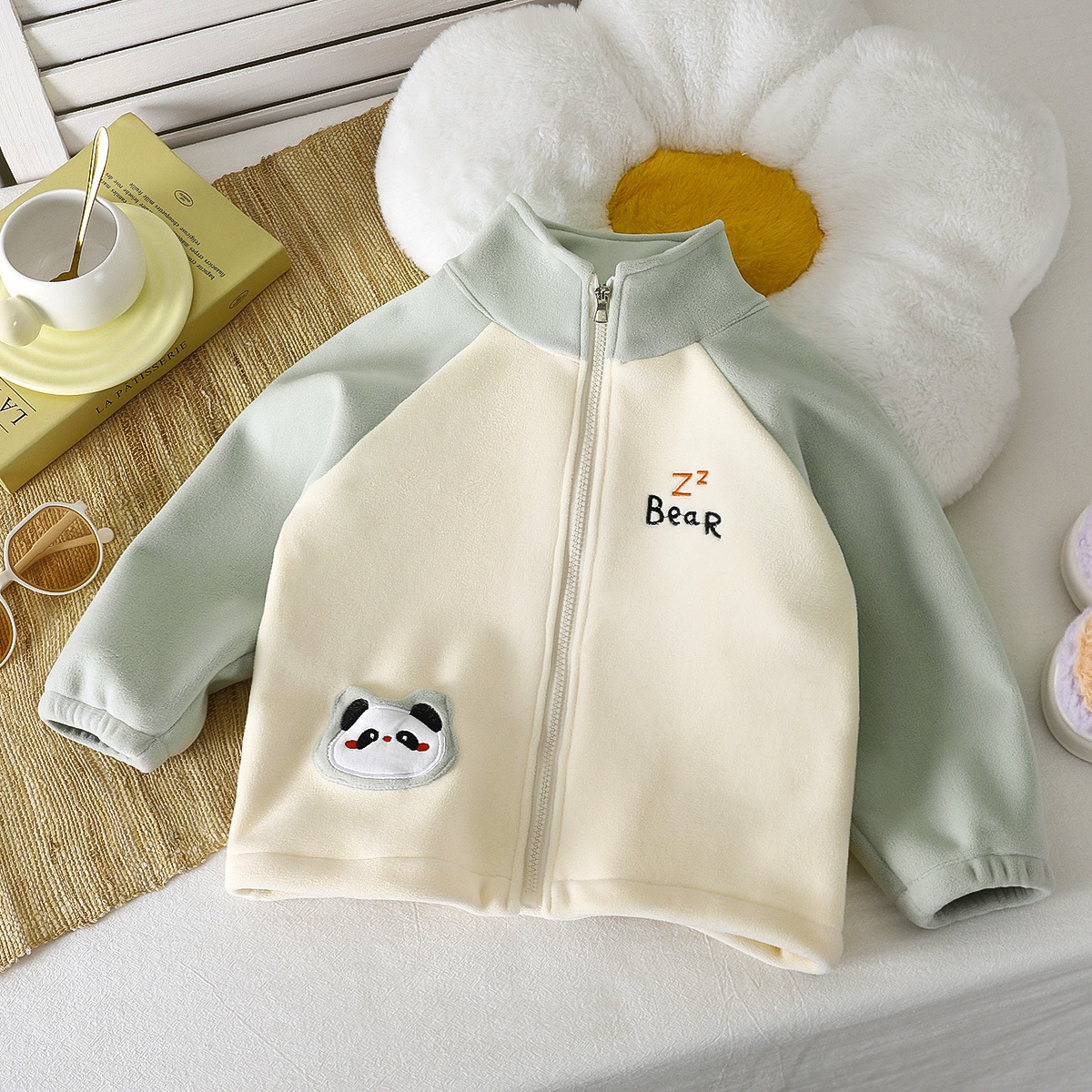 https://cf.cjdropshipping.com/quick/product/8d3106ea-fae5-4d23-8992-49d4378835e2.jpg