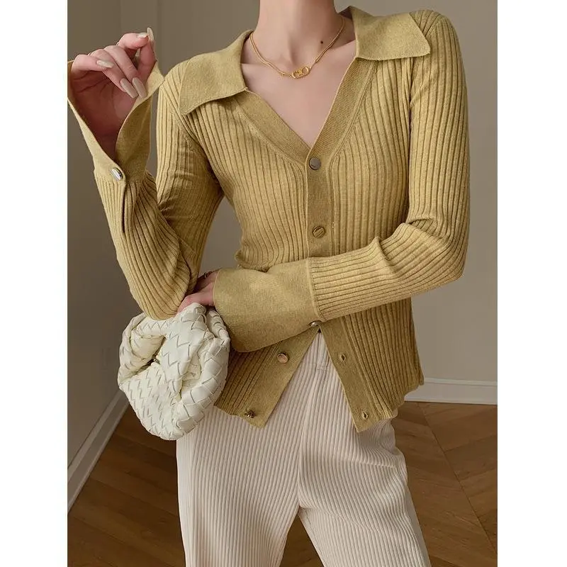 Fashionable Temperament Solid Color V-neck Knitted Cardigan - Yellow