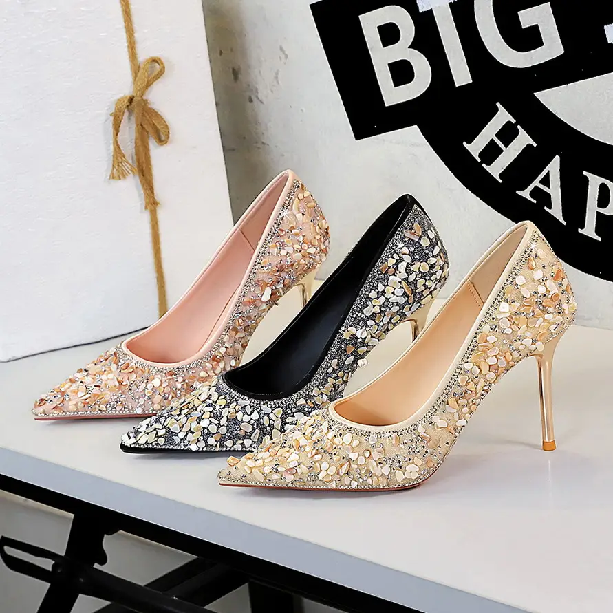 Versatile Rhinestone Wedding Xiuhe-style Bridal Shoes