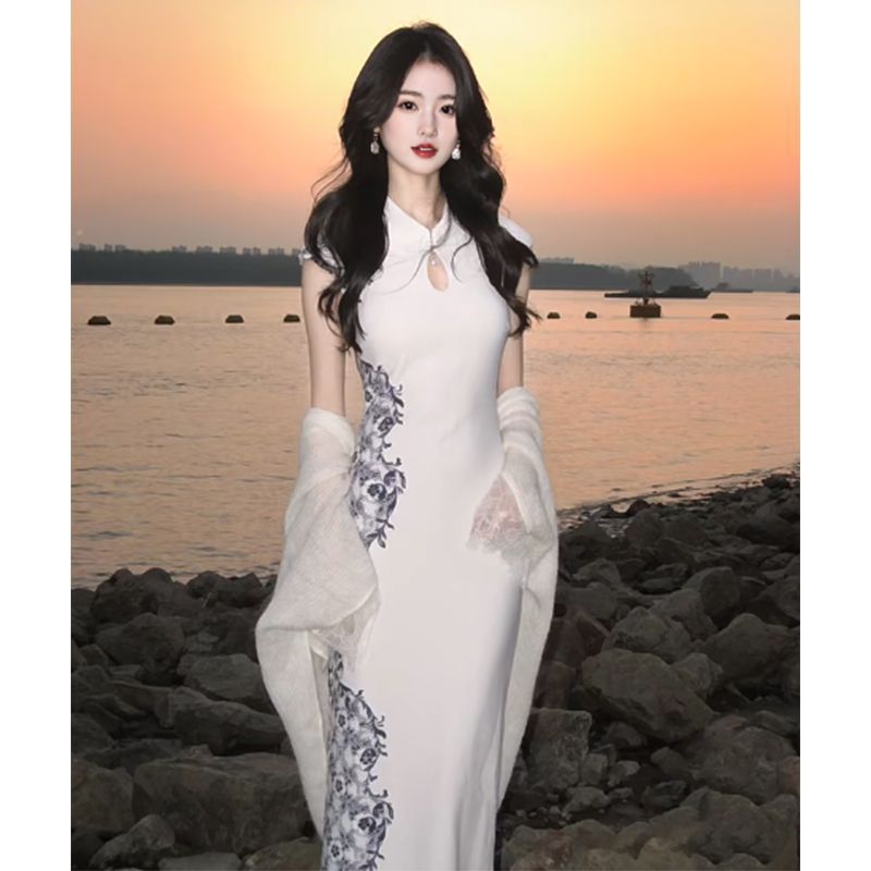 Modern Chinese-Style Slim Fit Cheongsam Dress - Silk Blend Elegant Traditional-Inspired Women's Formal Dress