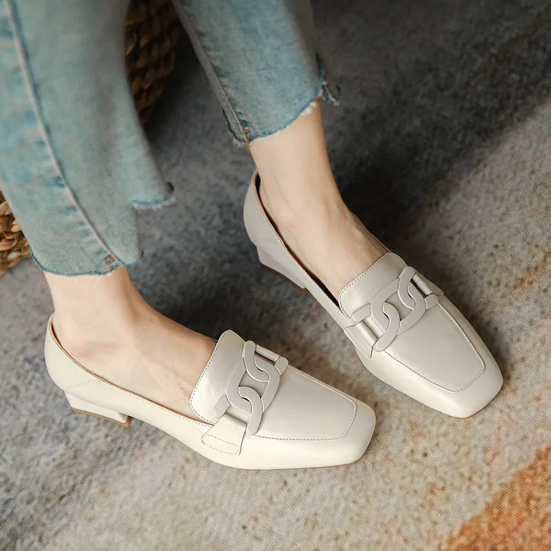 Leather Shoes Women's Chunky Heel Retro Square Toe Pumps Mid Heel - Beige