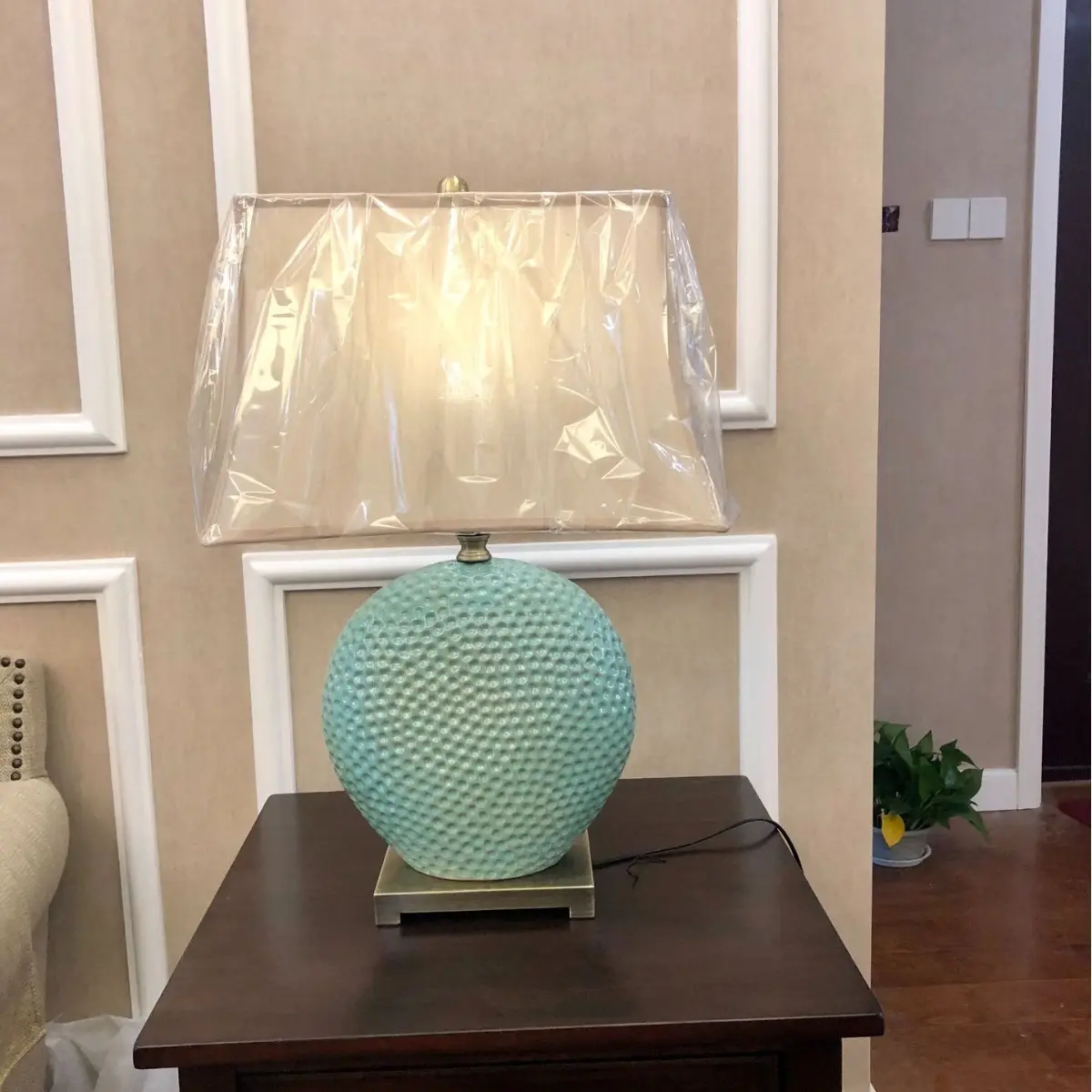 Nordic-Luxury American-Style Ceramic Table Lamp