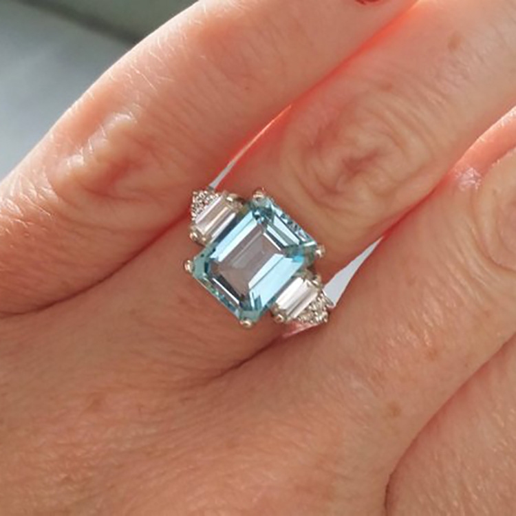 Exquisite Diamond Ring - Display Image