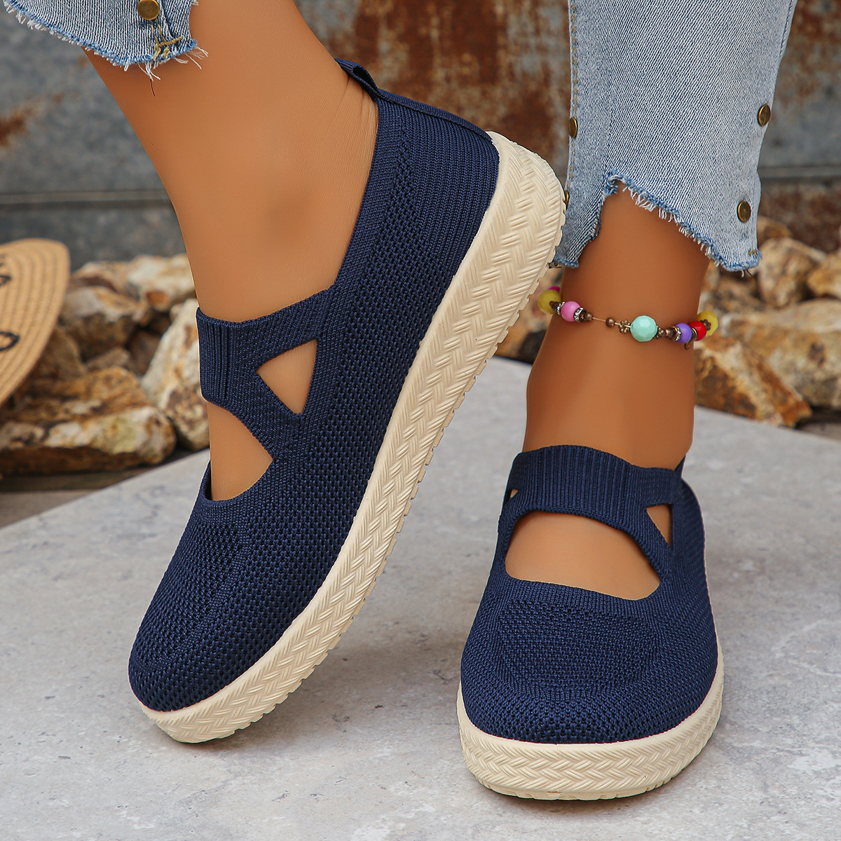 Womens Breathable Mesh Low-heeled Slip-on Pumps