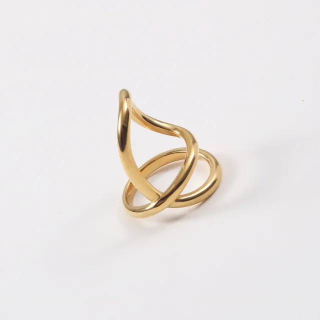 Abstract Line Twisted Ring Titanium Steel Plated 18K Gold Gold No 8 A891 - Shop at LoveMi